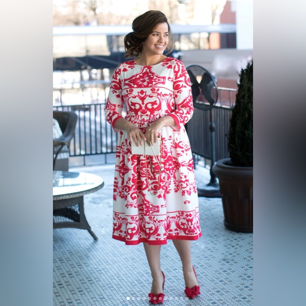 Dainty Jewells Red and White Midi Dress Size L